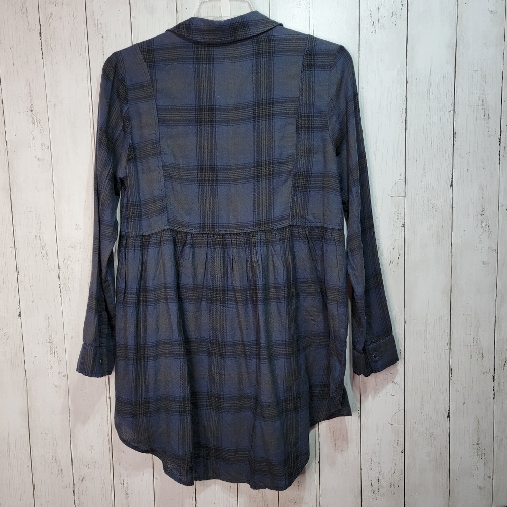 Sun & Shadow Women's Tunic Size M Blue Plaid Studded Gingham Shirt Top Cotton. - Picture 6 of 6